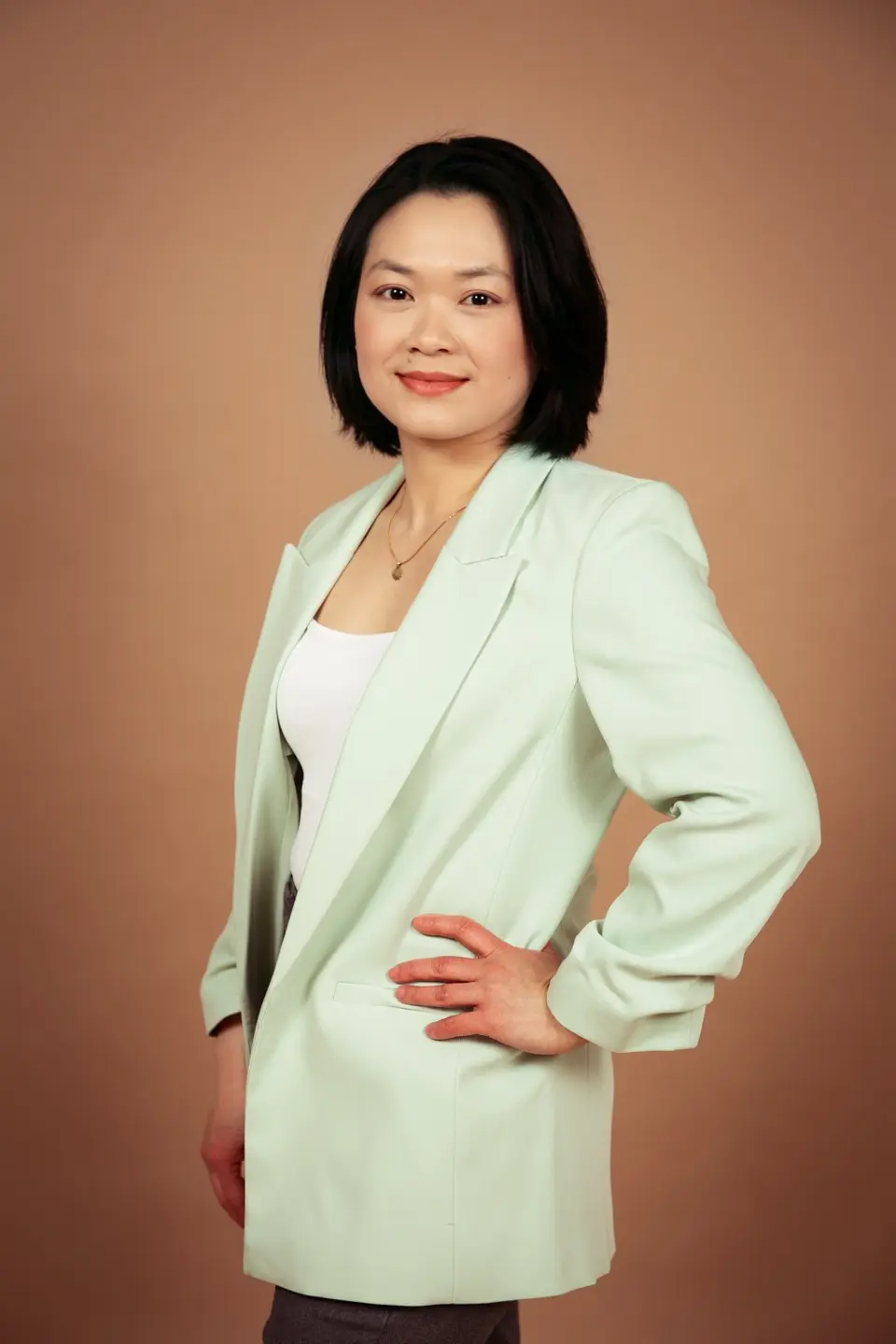 Adelynn, Senior Transformational Coach and founder of IridescentZeal
